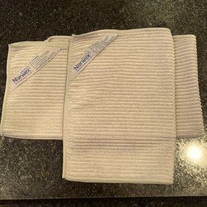 Norwex Gray Kitchen Towel and Cloth Set